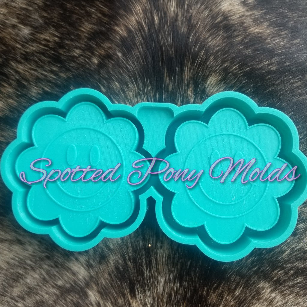Happy face daisy vent clip mold