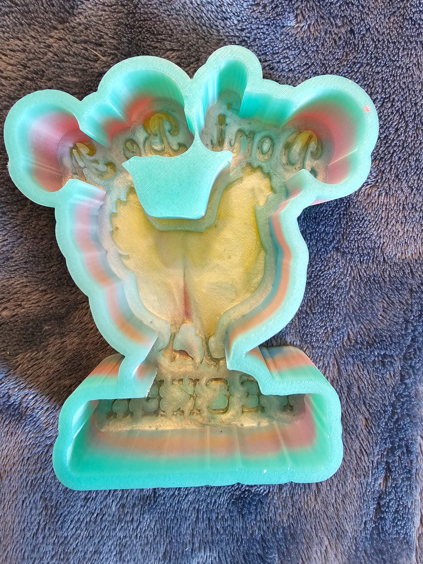 Don't be a Pecker Mold