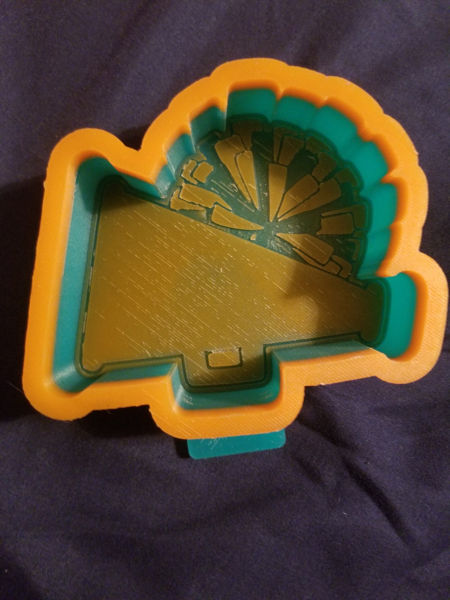Cheer Mold