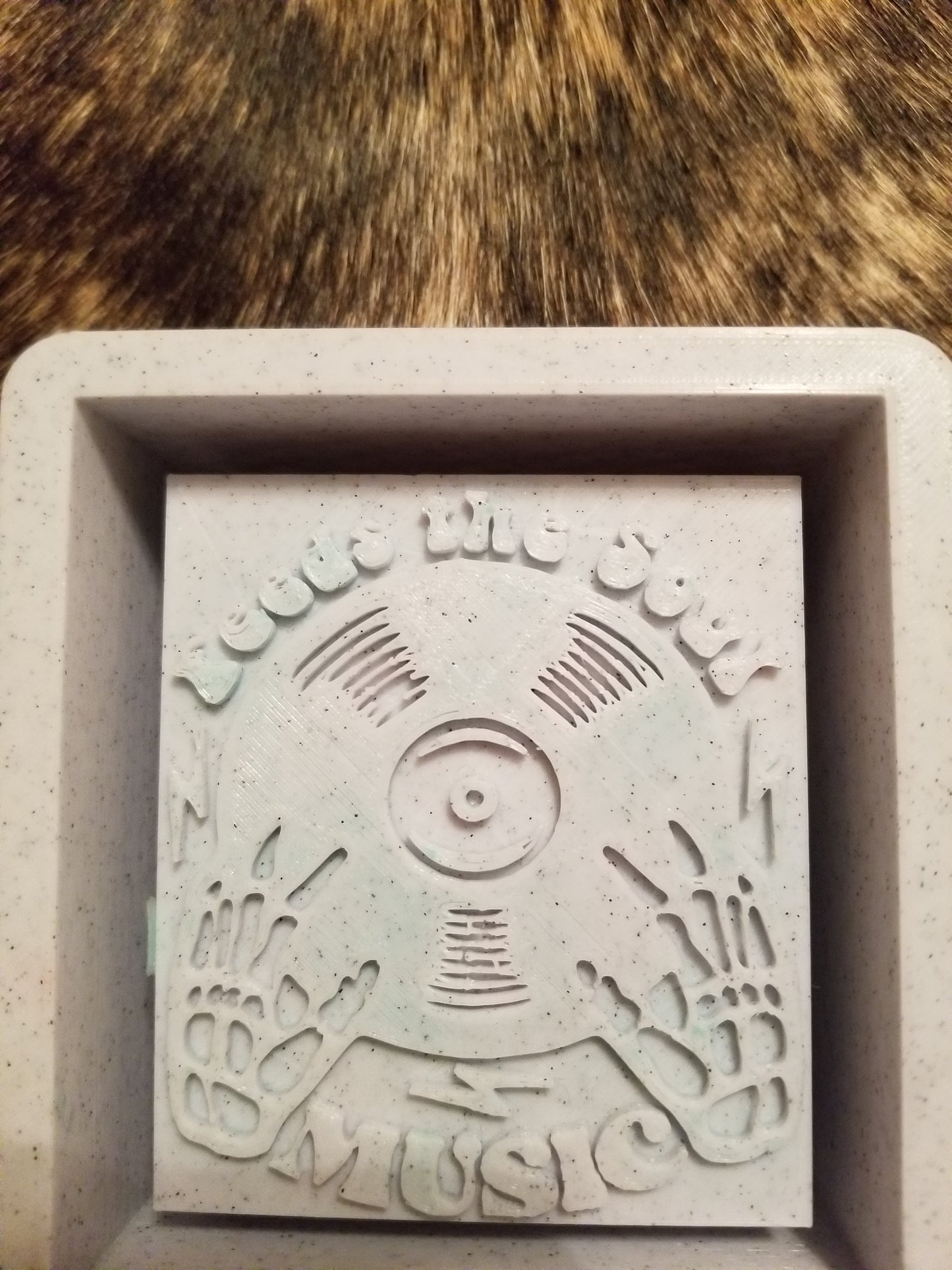 Feed the Soul Music Mold
