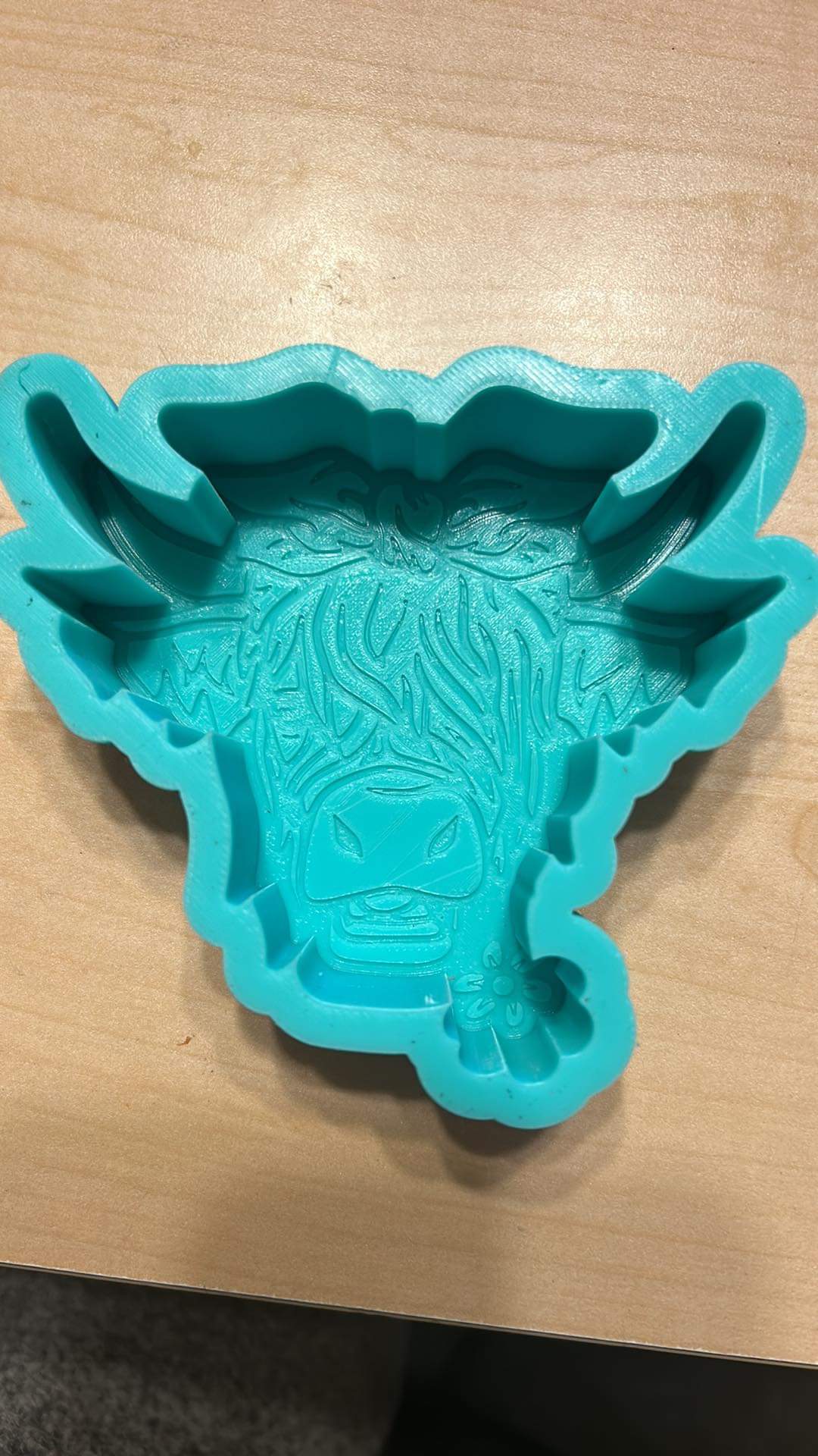Highland Cow with Flower Mold