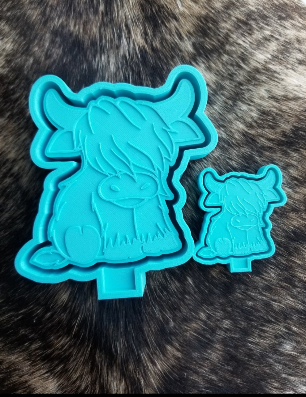 Sitting Highland Cow Vent Clip Mold