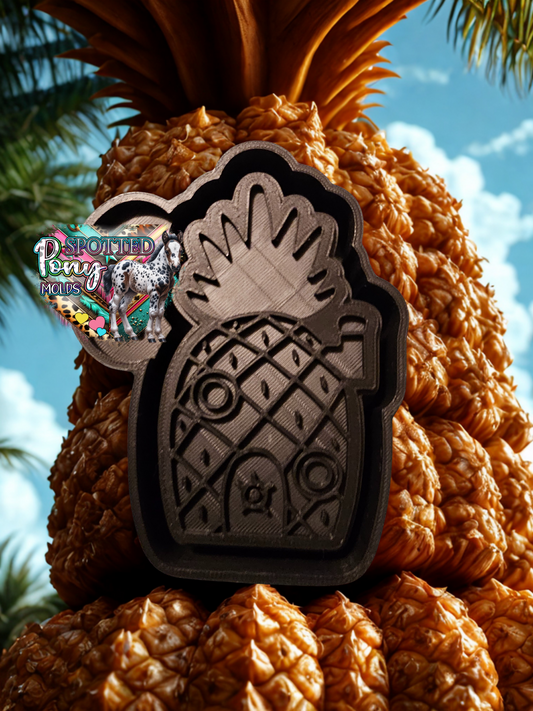 Pineapple House Mold
