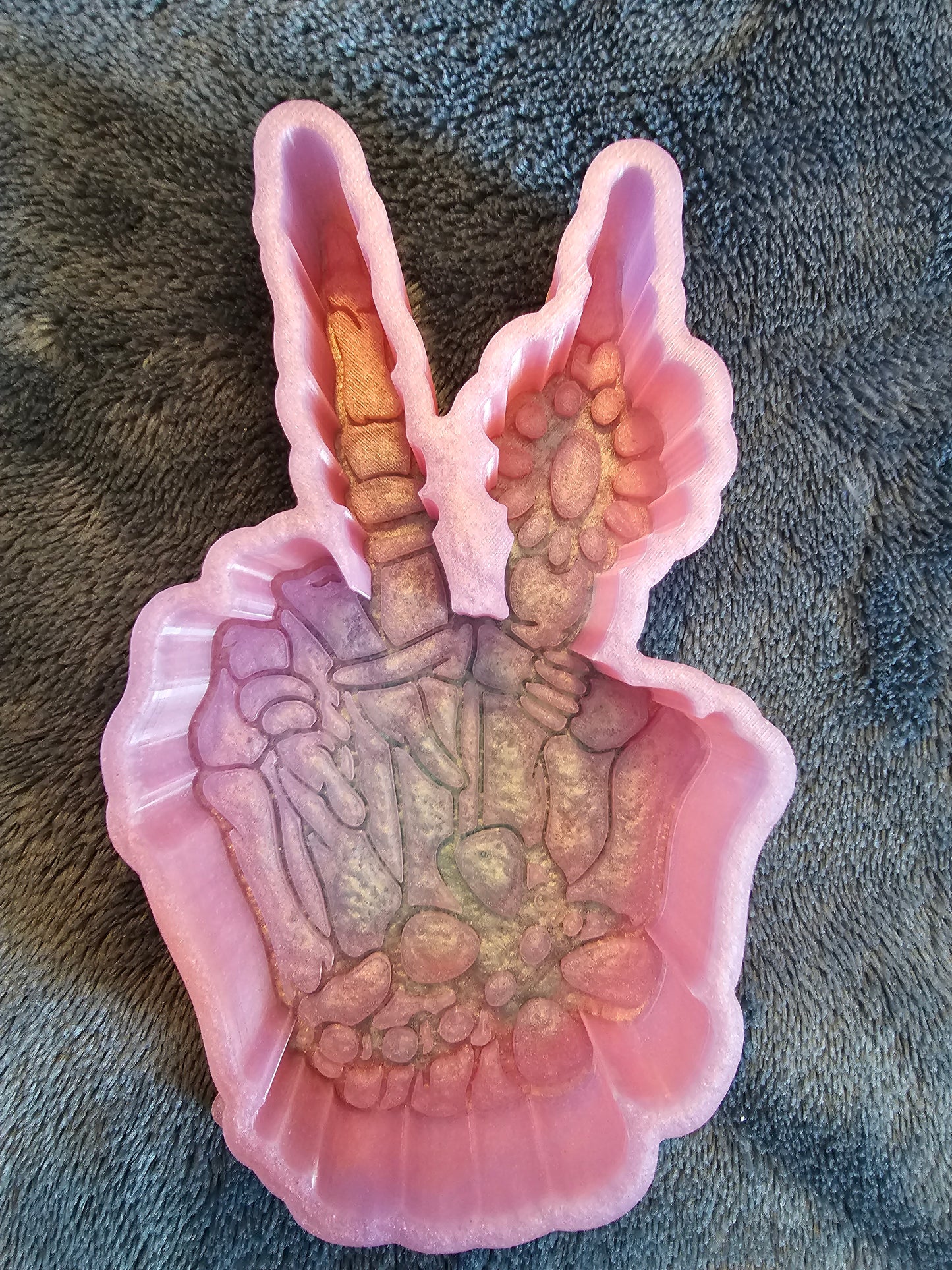Western Skelton Hand Mold