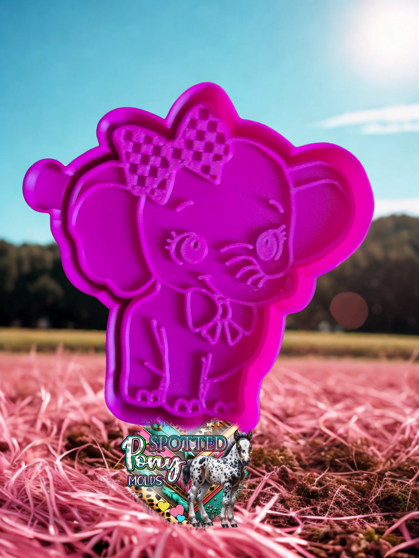 Elephant with Checkered Bow Mold