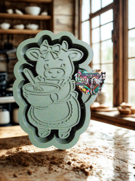 Baking Cow Mold