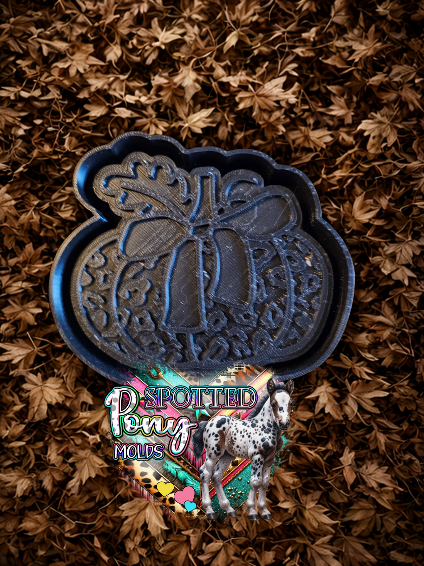 Leopard Pumpkin with Bow Mold