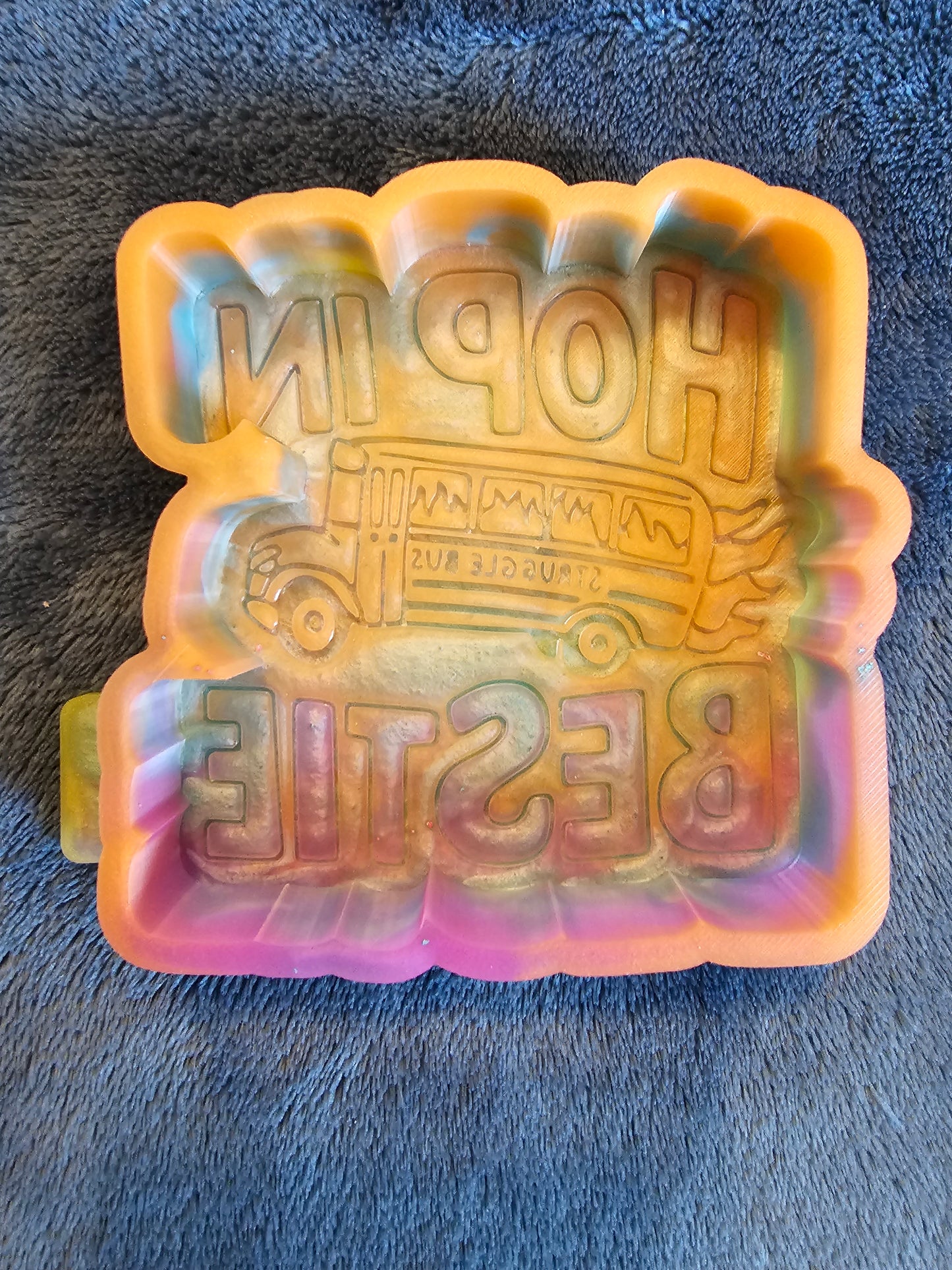 Struggle Bus Mold